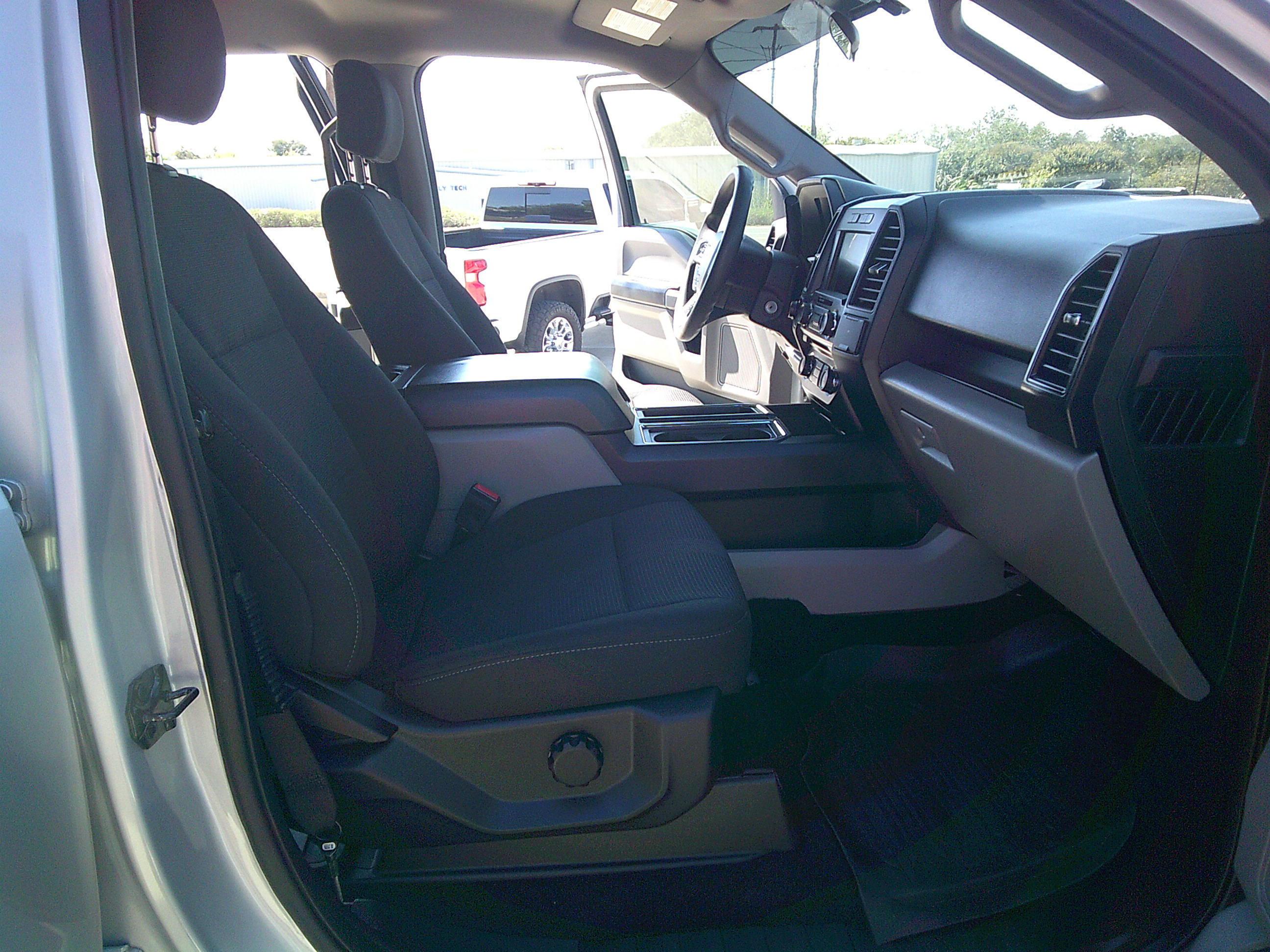 Used 2018 Ford F150 XL AWD/4WD image 9