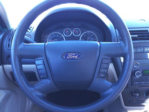 Used 2008 Ford Fusion SE image 25