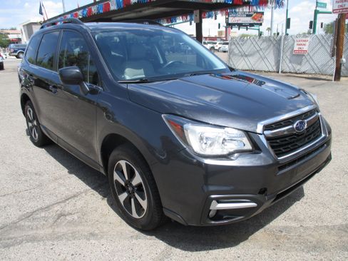 Used 2017 Subaru Forester 2.5i Limited AWD/4WD image 16