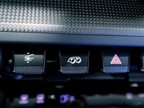 Used 2023 Porsche 911 Carrera GTS image 33