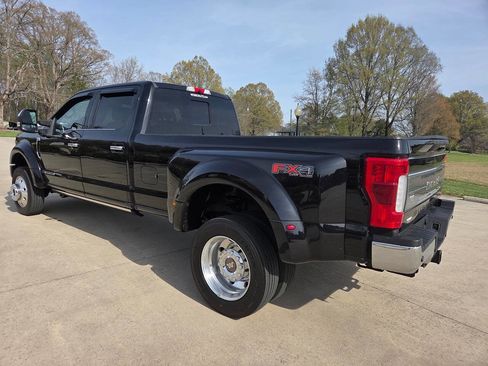 Used 2019 Ford F450 King Ranch image 7