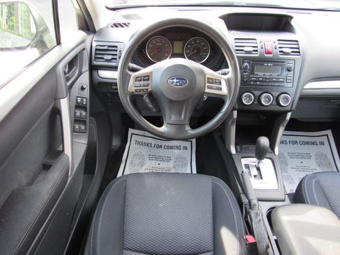 Used 2015 Subaru Forester 2.5i Premium AWD/4WD image 21