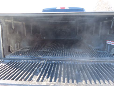 Used 2019 Ford F150 XLT image 18