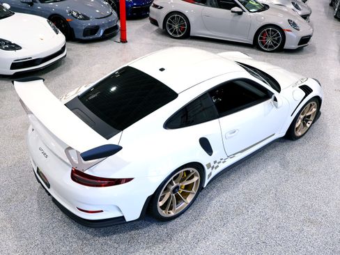 Used 2016 Porsche 911 GT3 RS RWD image 6