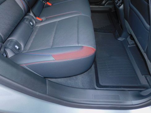 New 2026 Chevrolet Equinox RS image 24