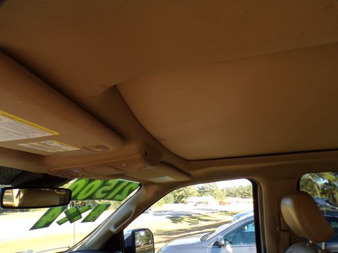 Used 2019 Ford F150 Lariat image 10