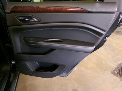 Used 2015 Cadillac SRX Premium image 15