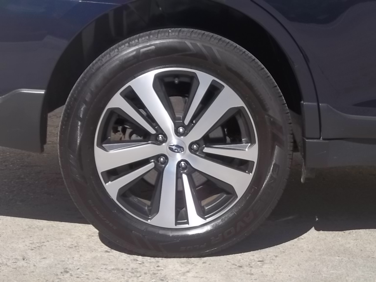 Used 2018 Subaru Outback 2.5i Limited AWD/4WD image 16