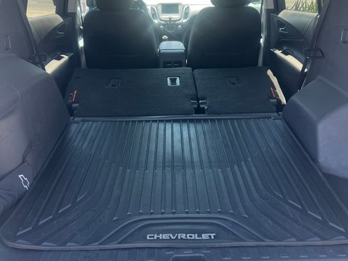 Used 2020 Chevrolet Equinox LT image 19