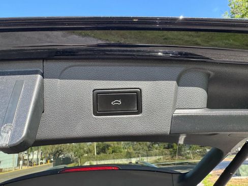 Used 2019 Volkswagen Atlas SE image 38