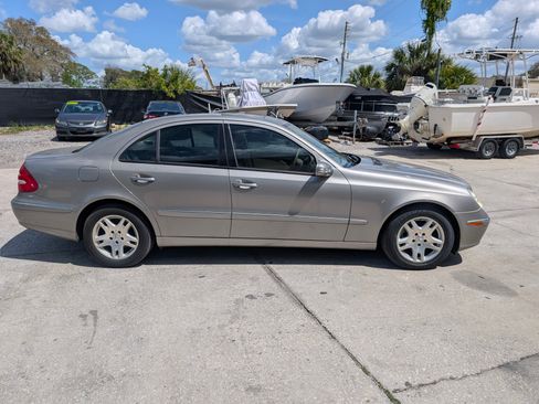 Used 2004 Mercedes-Benz E 320 image 8