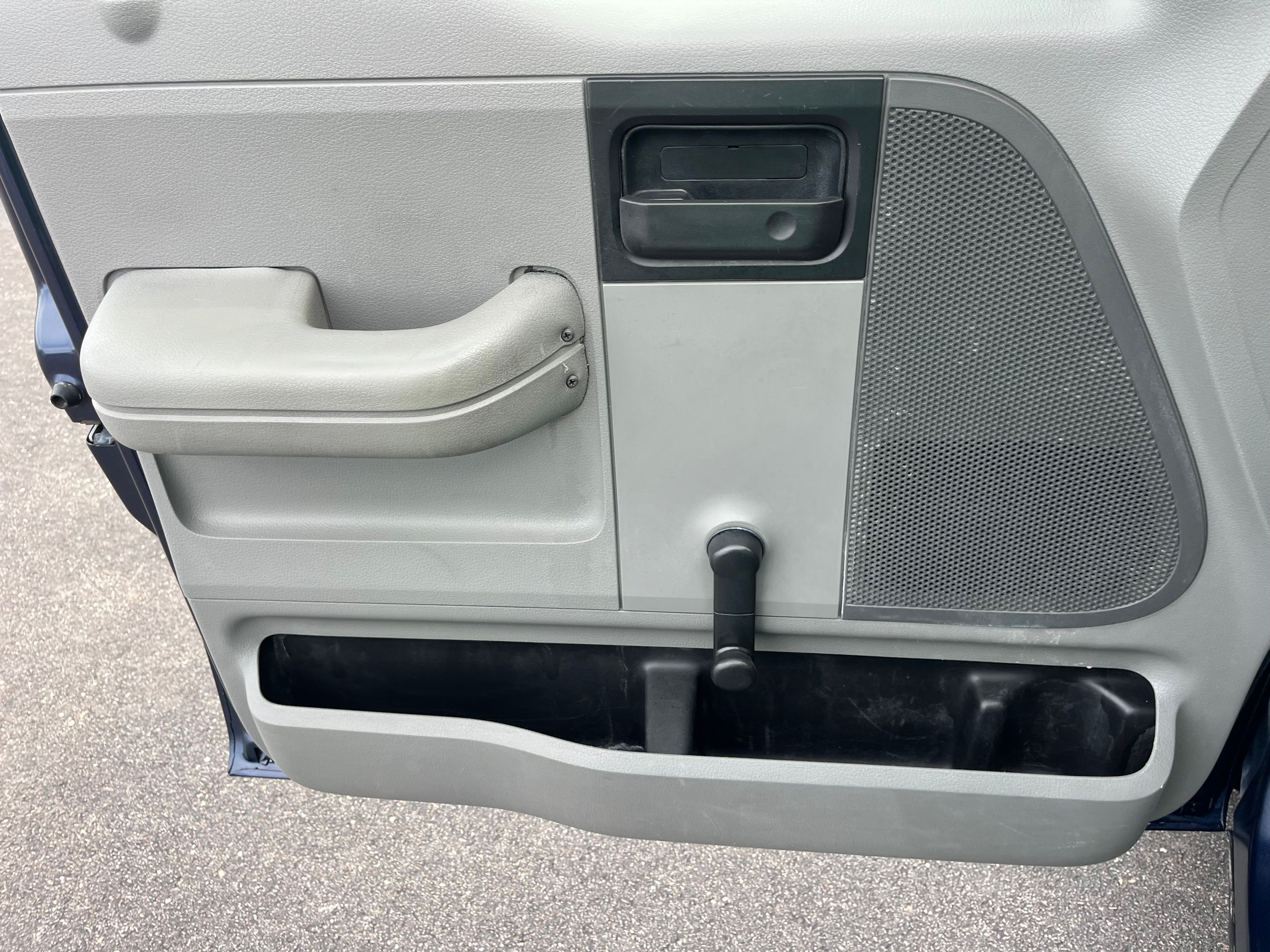 Used 2006 Ford F150 2WD Regular Cab XL image 9