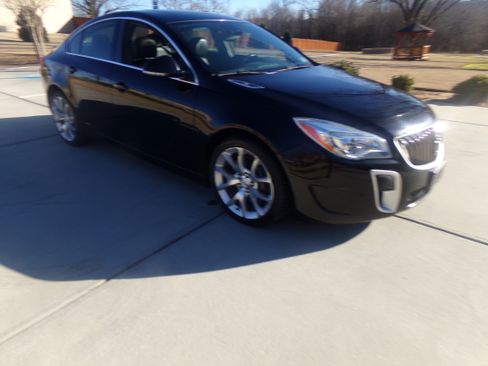 Used 2016 Buick Regal GS image 7