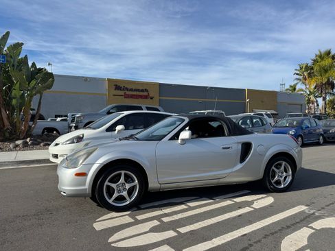 Used 2002 Toyota MR2 Spyder image 33