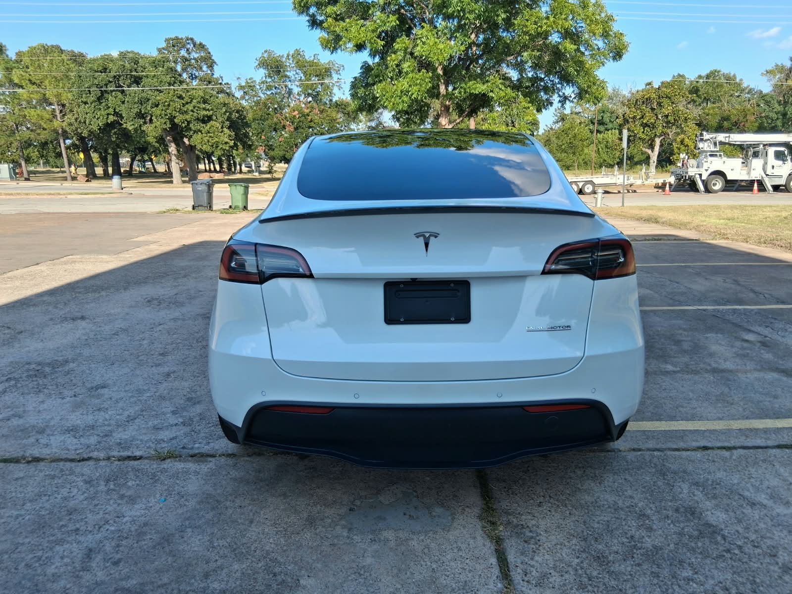 Used 2022 Tesla Model Y AWD Performance image 5