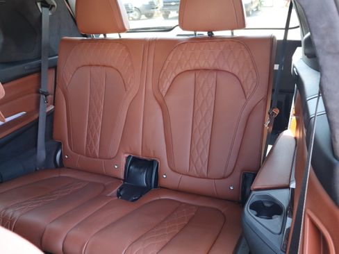 Used 2020 BMW X7 xDrive40i w/ M-Sport Package image 20