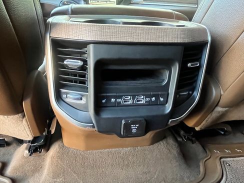 Used 2021 RAM 1500 Longhorn image 31