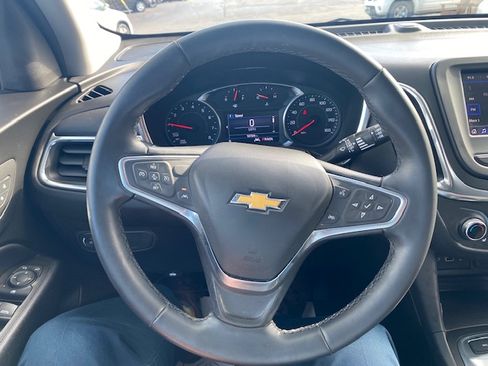 Used 2023 Chevrolet Equinox LT image 11