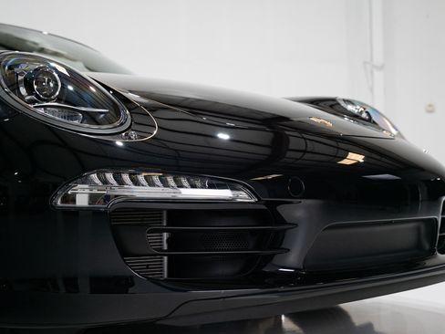 Used 2015 Porsche 911 Targa 4S image 44