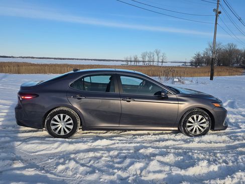 Used 2023 Toyota Camry LE image 26