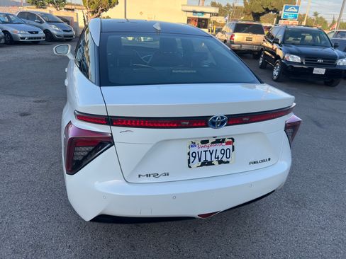 Used 2019 Toyota Mirai UNAVAIL FWD image 6