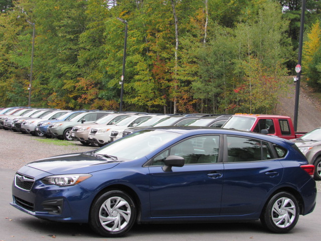 Used 2018 Subaru Impreza 2.0i Hatchback AWD/4WD image 3