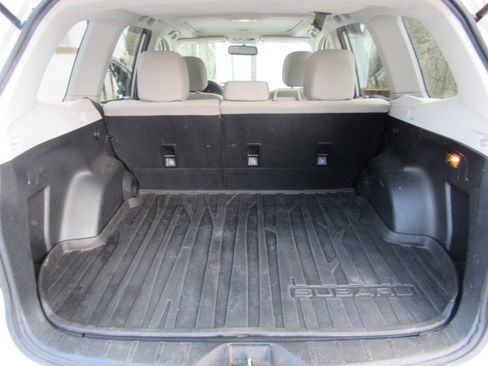 Used 2015 Subaru Forester 2.5i Premium image 14