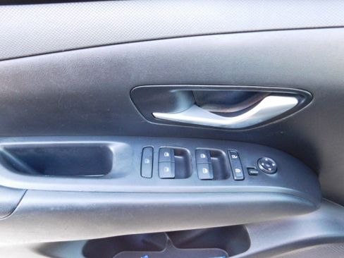 Used 2022 Hyundai Santa Cruz SEL image 10