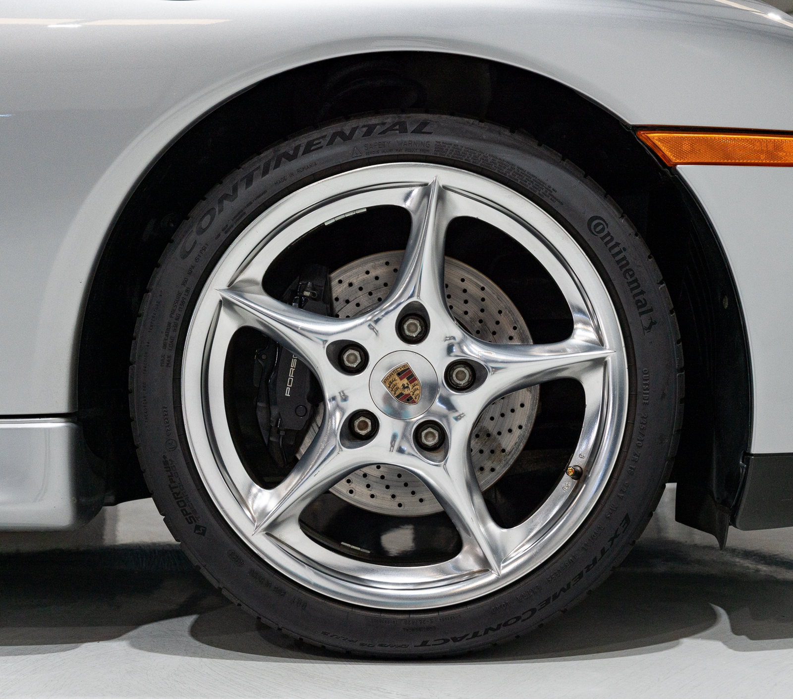 Used 2004 Porsche 911 40th Anniversary Coupe RWD image 18