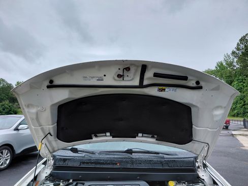 Used 2015 Dodge Journey SXT image 28