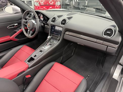 Used 2025 Porsche 718 Boxster S image 30