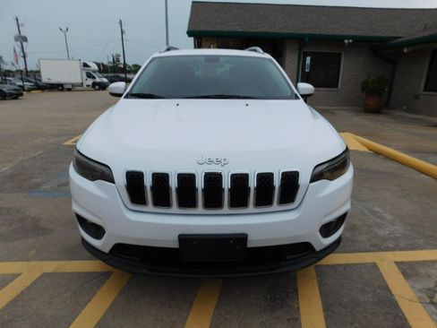 Used 2019 Jeep Cherokee FWD Latitude image 3