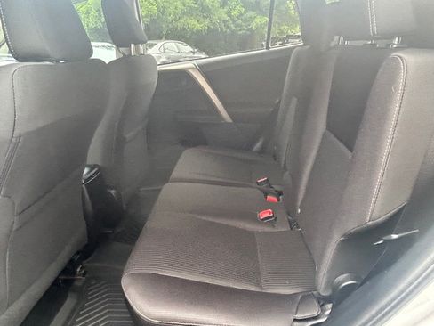 Used 2013 Toyota RAV4 FWD XLE image 24