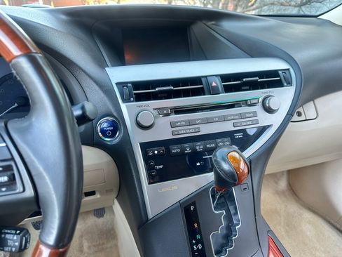 Used 2010 Lexus RX 450h image 21