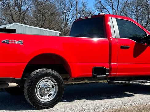 Used 2024 Ford F250 XL image 5