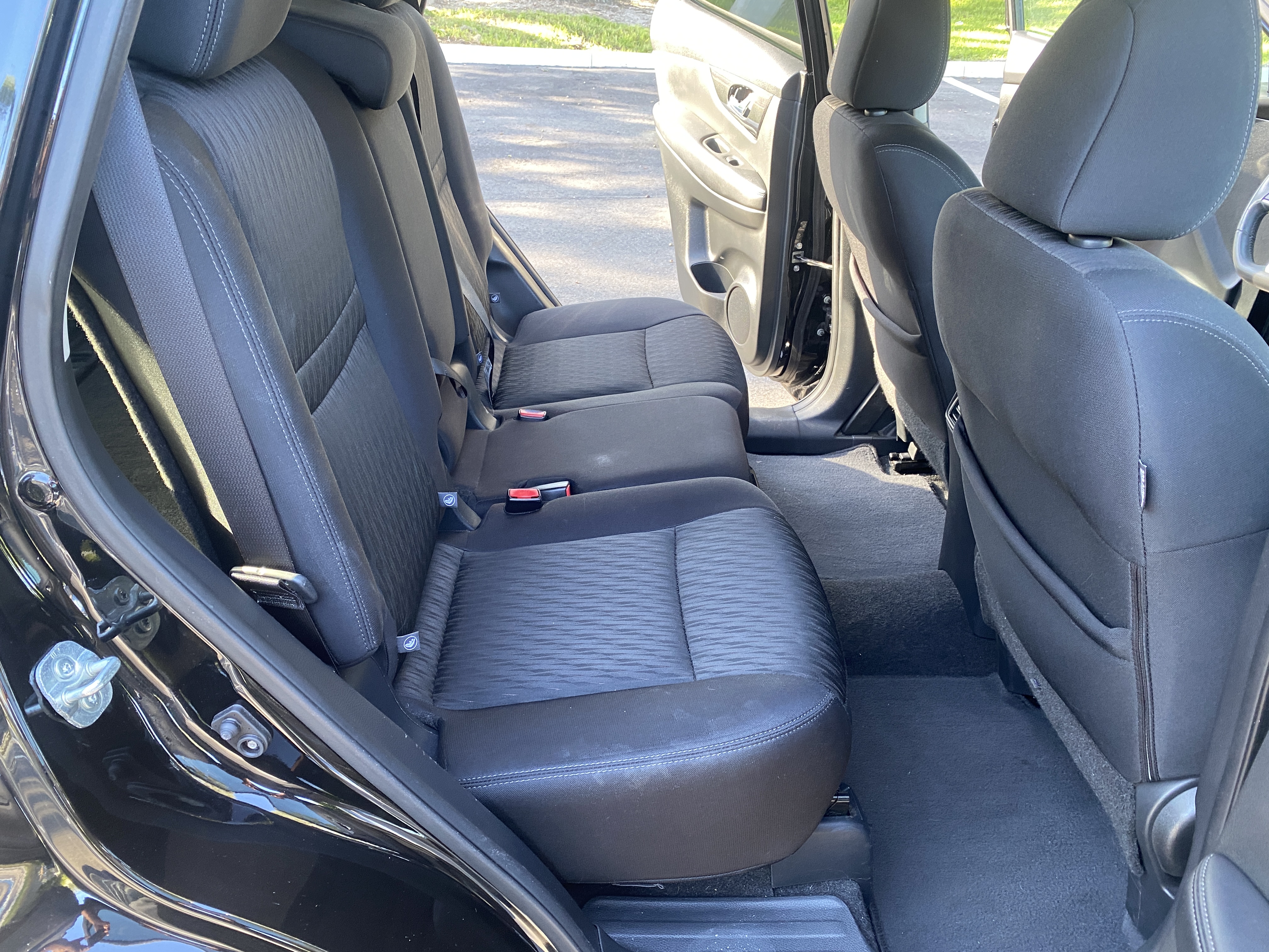 Used 2017 Nissan Rogue FWD image 15