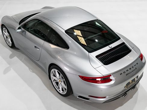 Used 2019 Porsche 911 Carrera S Coupe RWD image 26