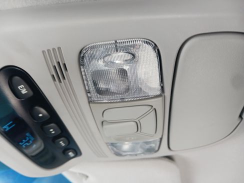 Used 2009 Toyota Sienna LE image 36
