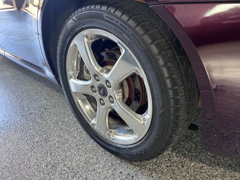 Used 2006 Pontiac Grand Prix GXP image 17