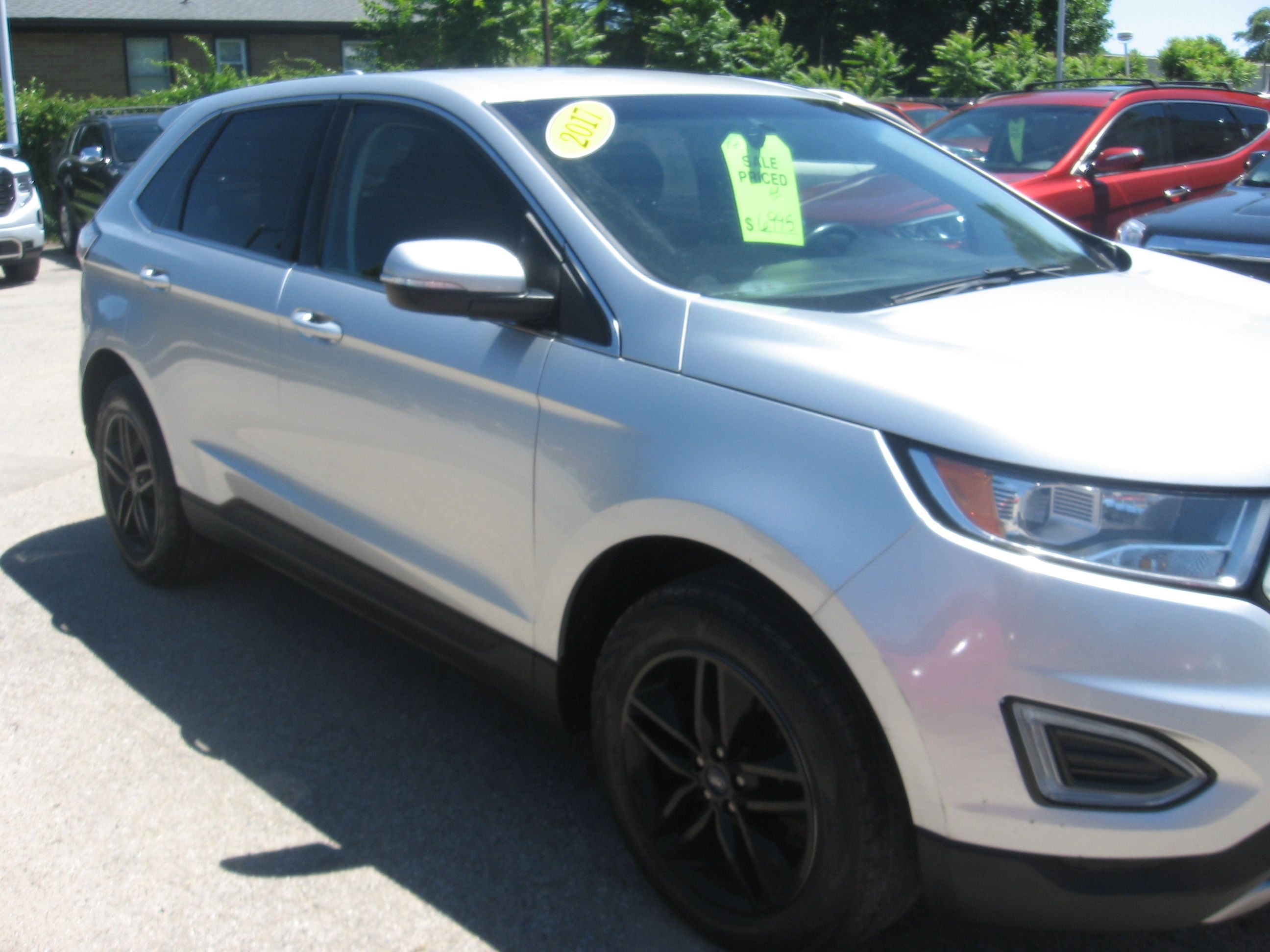 Used 2017 Ford Edge AWD SEL image 3
