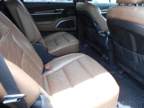 Used 2020 Kia Telluride AWD SX image 10