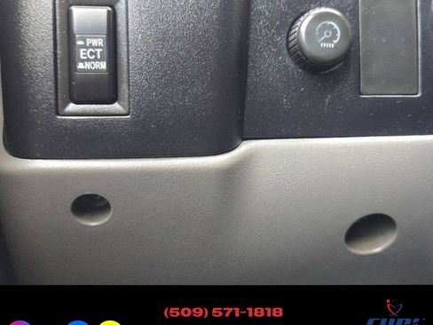 Used 2004 Toyota Tacoma PreRunner image 13