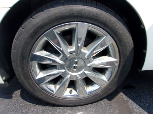 Used 2012 Lincoln MKZ AWD image 9