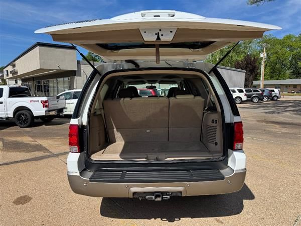 Used 2004 Ford Expedition Eddie Bauer RWD image 4