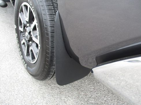 Used 2017 Toyota Tundra SR5 image 20