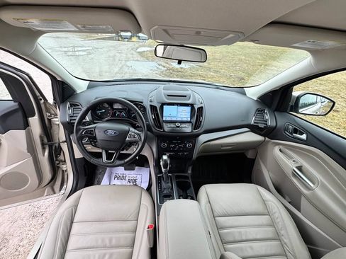 Used 2018 Ford Escape SEL image 10