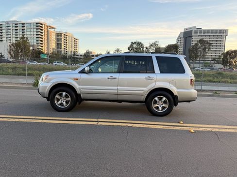 Used 2008 Honda Pilot EX-L image 2
