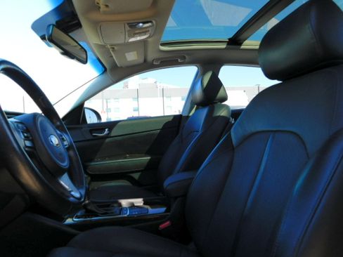 Used 2016 Kia Optima EX image 9