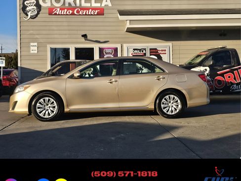 Used 2012 Toyota Camry LE image 4