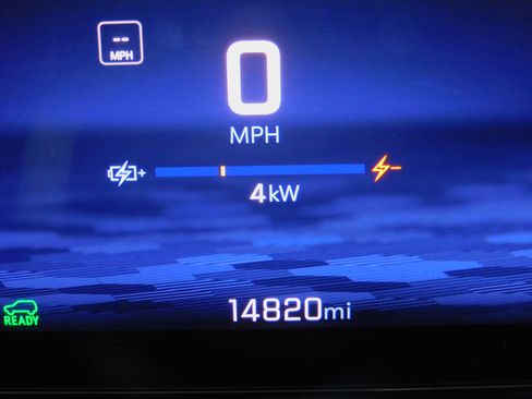 Used 2024 Chevrolet Blazer EV AWD LT w/ 2LT image 32